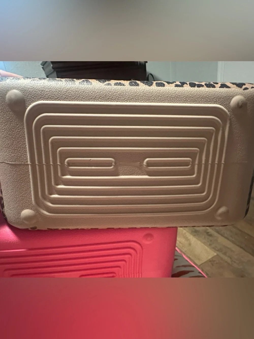 Versa Tote Leopard Print Tote Bag in Brown - Picture 3 of 3